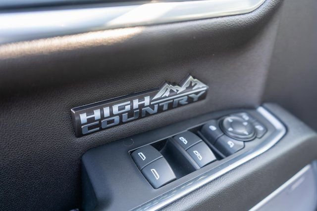 Used 2022 Chevrolet Silverado 1500 High Country w/ High Country Premium Package image 23