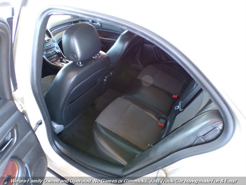 Used 2013 Chevrolet Malibu LT FWD image 18