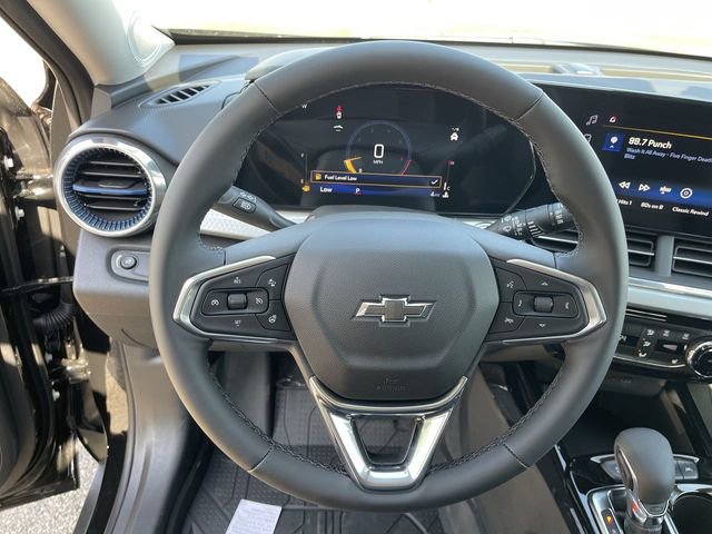 New 2026 Chevrolet Trax LT w/ Driver Confidence Package FWD image 14