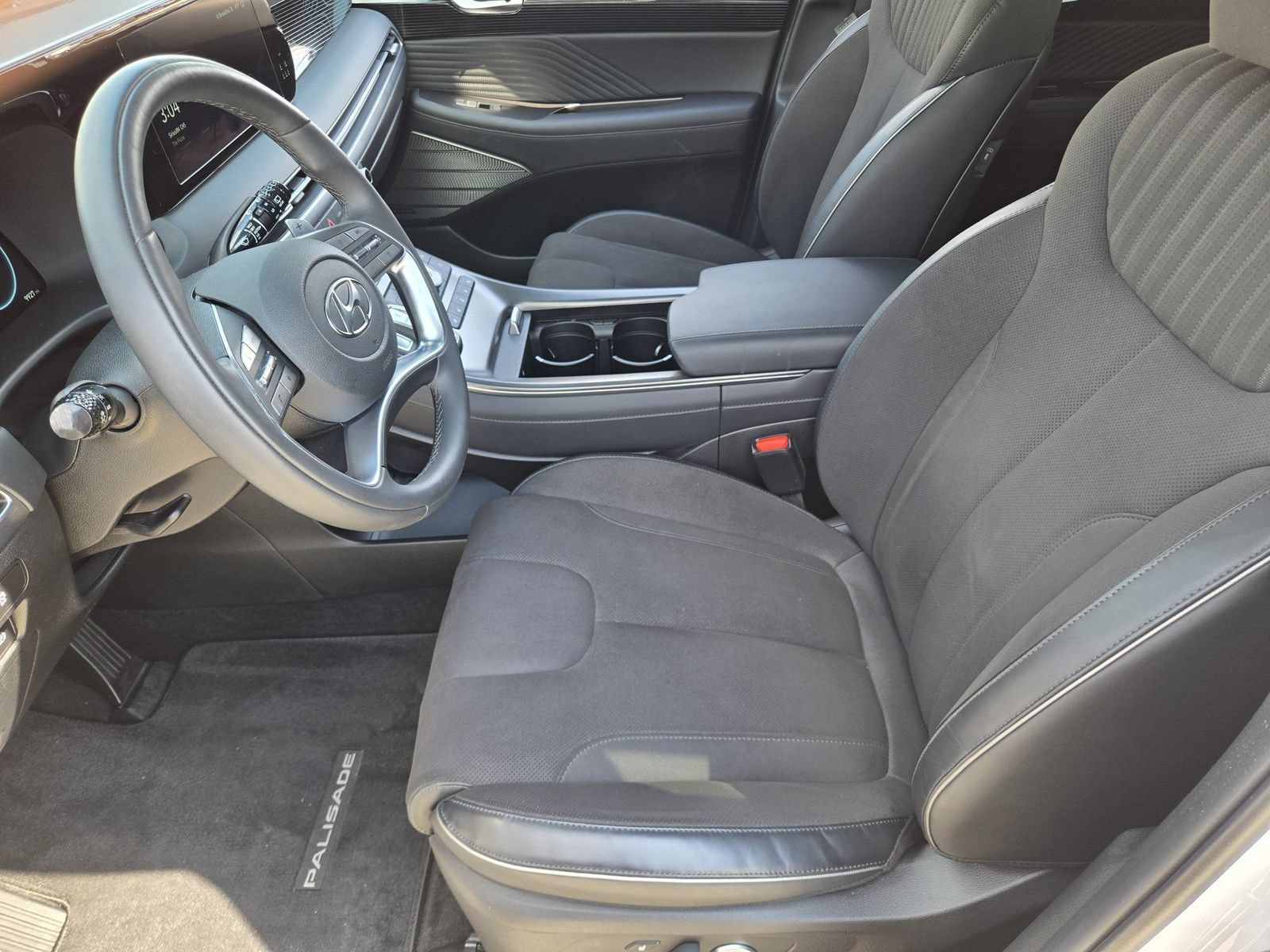 Used 2025 Hyundai Palisade Calligraphy AWD/4WD image 13