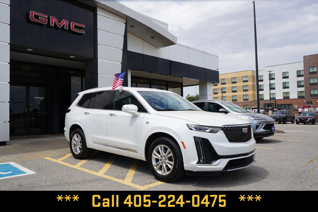 Used 2024 Cadillac XT6 Luxury w/ LPO, Floor Liner Package AWD/4WD image 2