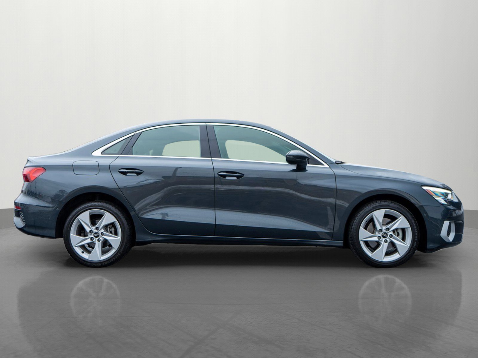 Used 2024 Audi A3 2.0T Premium image 8