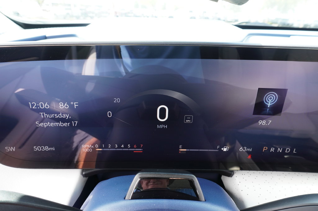 Used 2026 Buick Enclave Avenir w/ Super Cruise Package FWD image 26