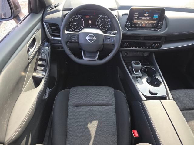 New 2026 Nissan Rogue SV w/ Cold Weather Package AWD/4WD image 3