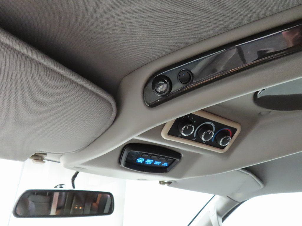 Used 2022 GMC Savana 2500 Extended w/ Enhanced Convenience Package image 21