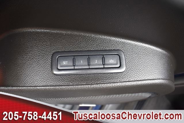 Used 2019 Chevrolet Tahoe LT w/ Luxury Package RWD image 21