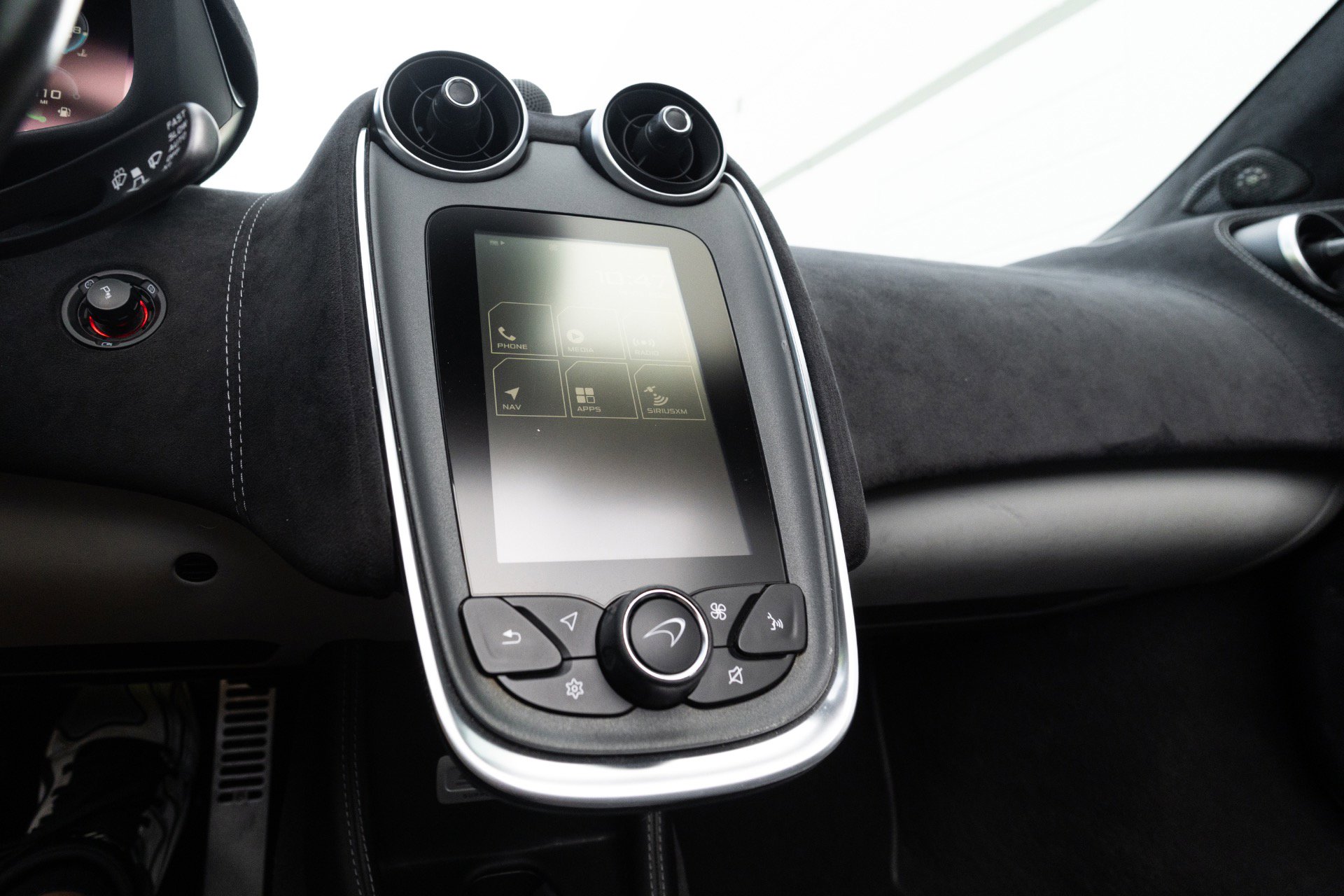 Used 2018 McLaren 570S Spider RWD image 58