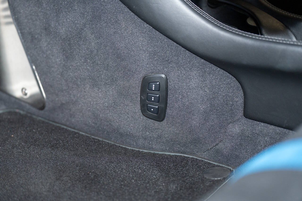 Used 2017 McLaren 570S RWD image 54