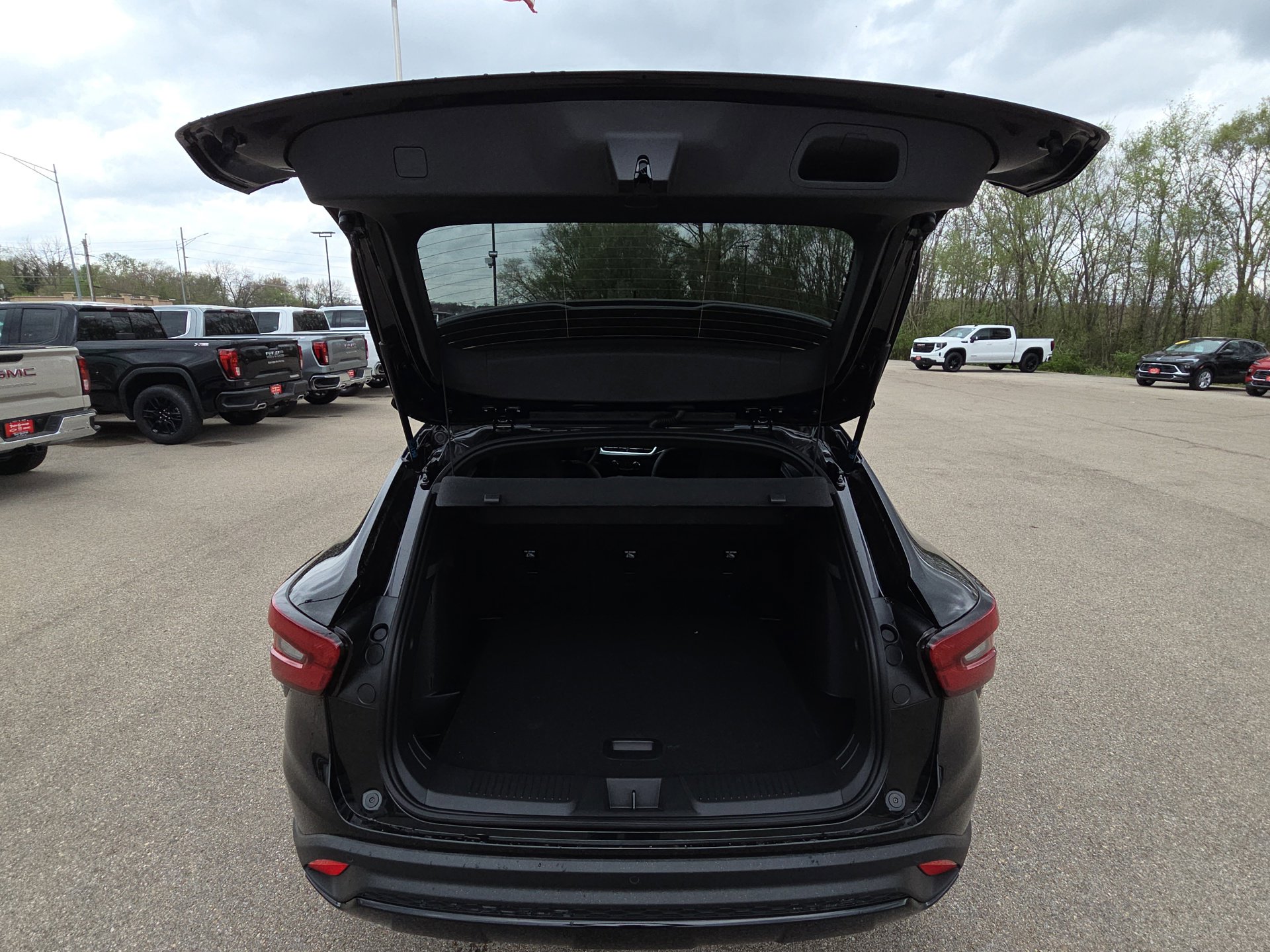 New 2026 Chevrolet Trax RS w/ Driver Confidence Package image 31