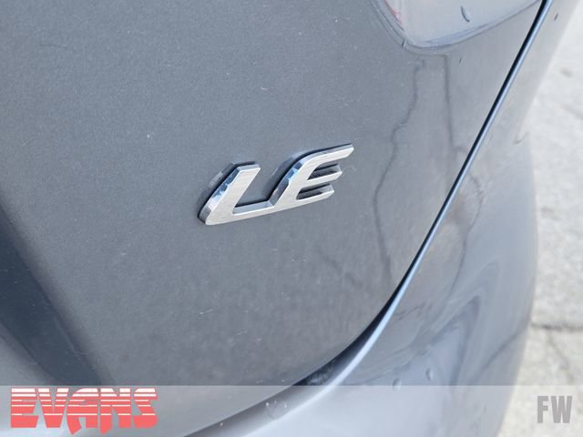 Used 2023 Toyota Corolla LE image 3