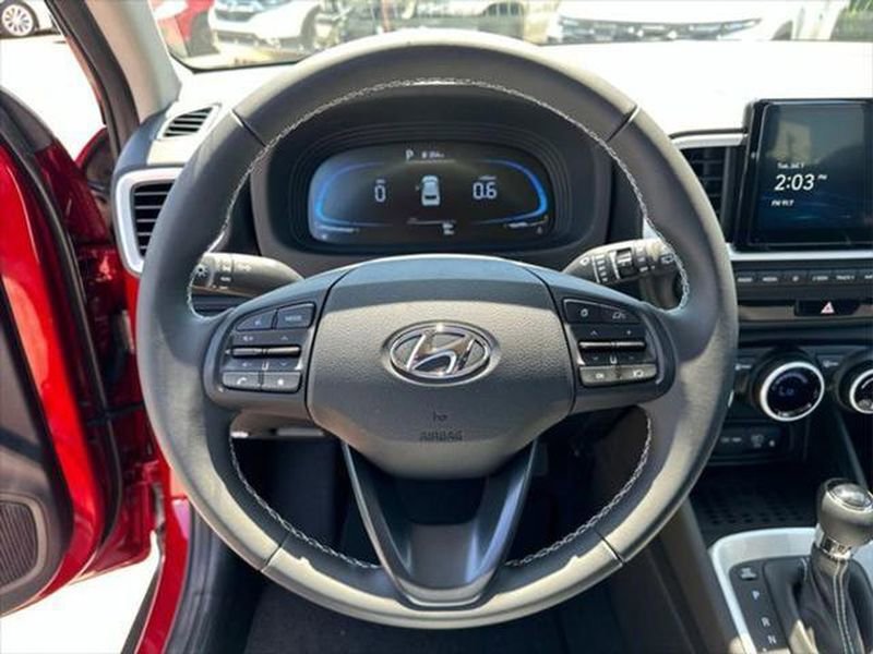 New 2025 Hyundai Venue Limited image 9
