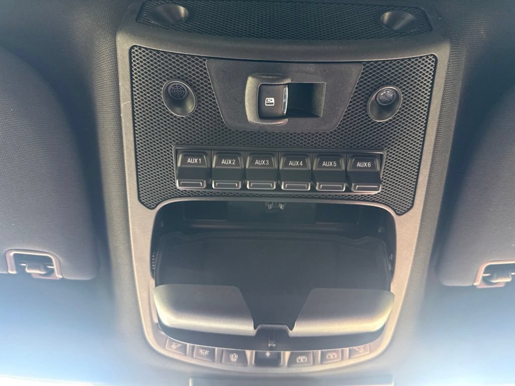 Used 2021 Ford F350 Platinum w/ Tremor Off-Road Package AWD/4WD image 30