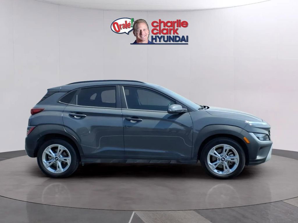 Used 2023 Hyundai Kona SEL w/ Convenience Package image 6