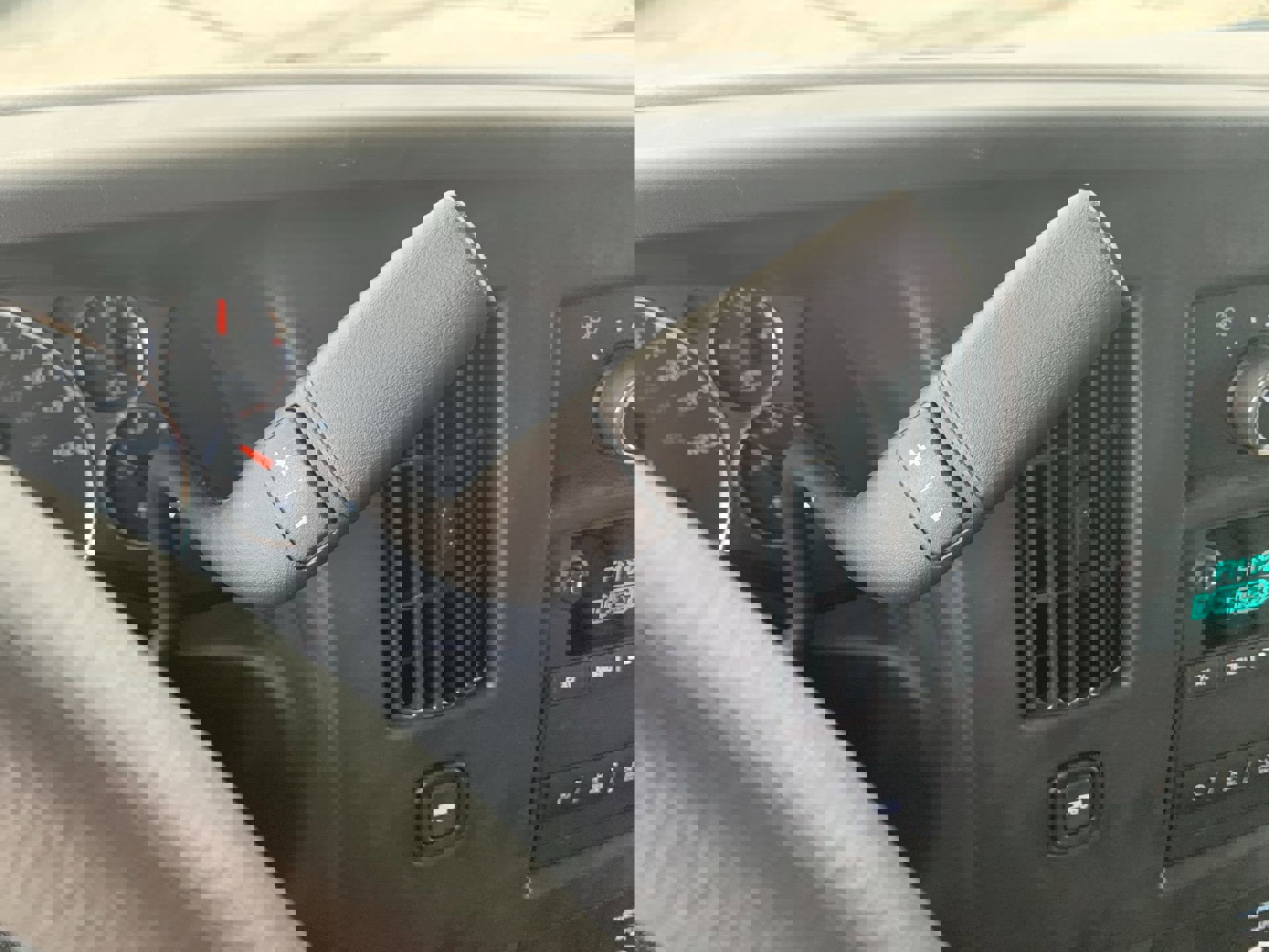 New 2025 GMC Savana 3500 w/ Power Convenience Package image 33