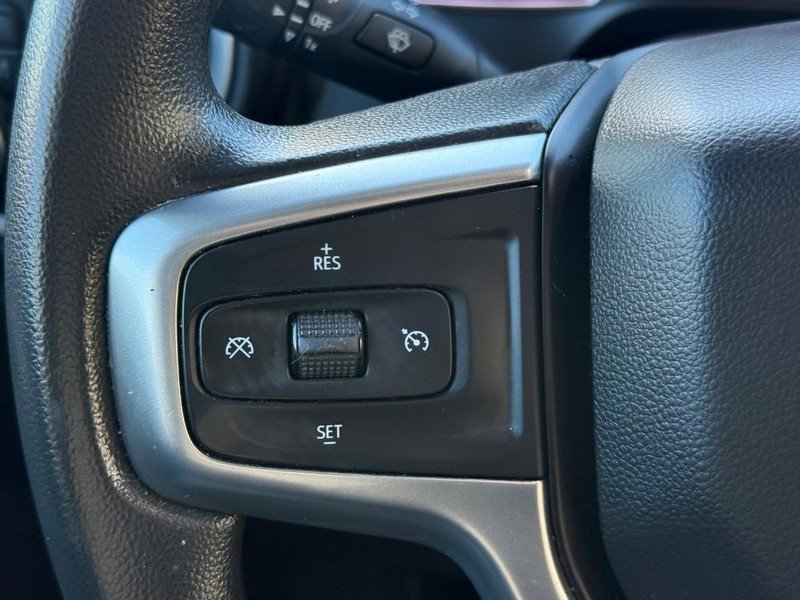 Used 2020 Chevrolet Silverado 1500 LT image 20