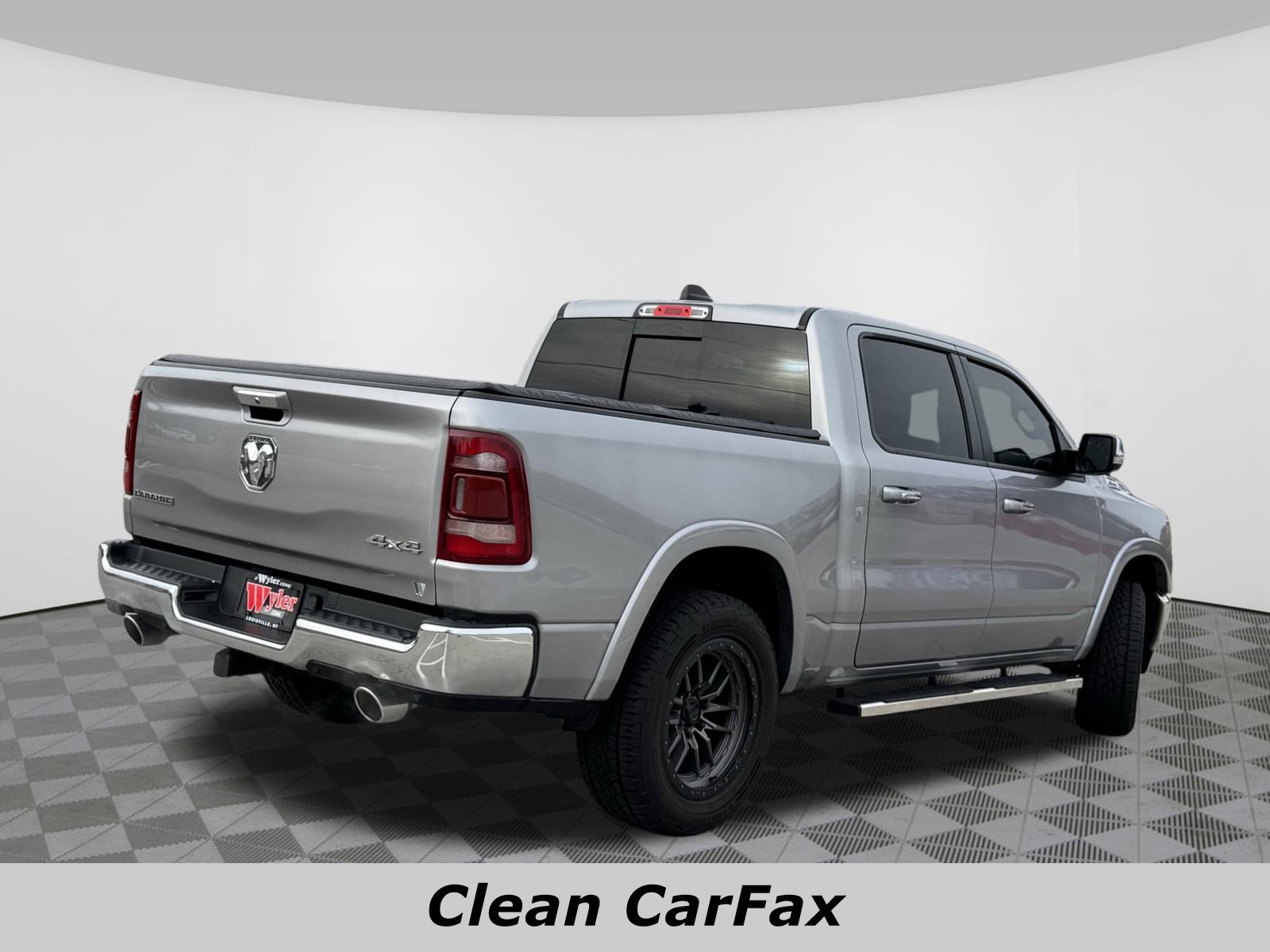 Used 2021 RAM 1500 Laramie image 3