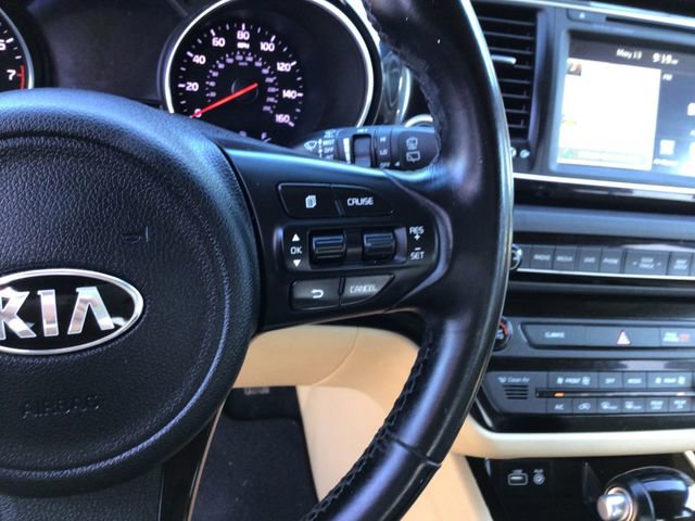 Used 2015 Kia Sedona SX FWD image 28