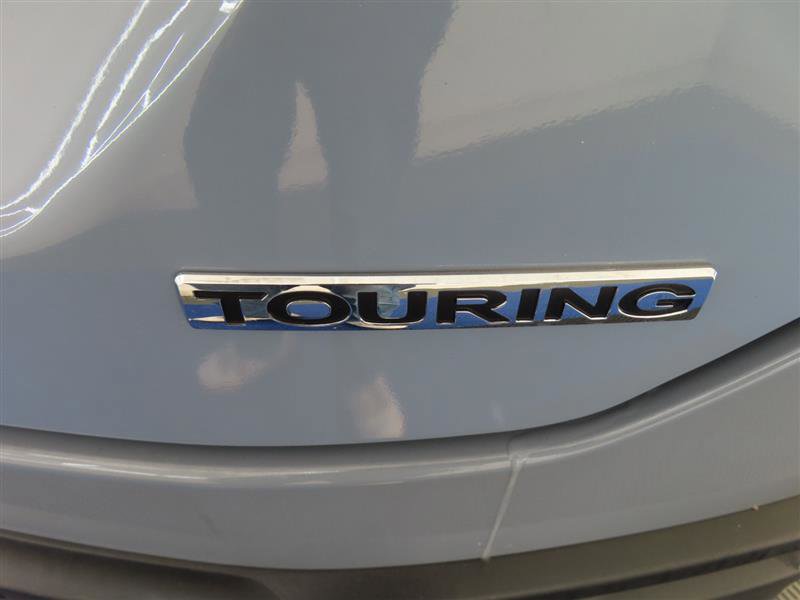 Used 2025 Honda Pilot Touring image 13