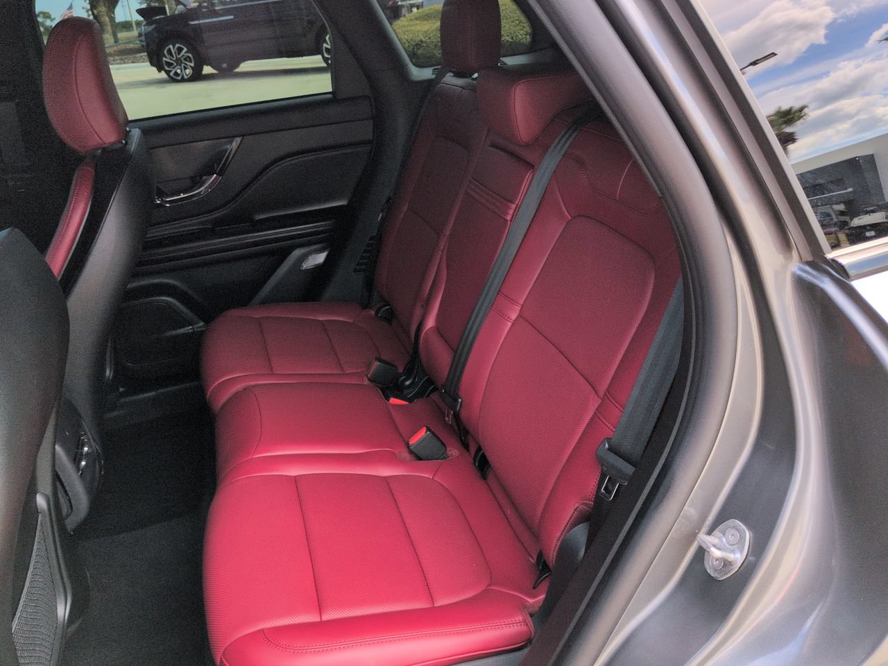 Certified 2026 Lincoln Corsair Reserve w/ Jet Appearance Package FWD image 14