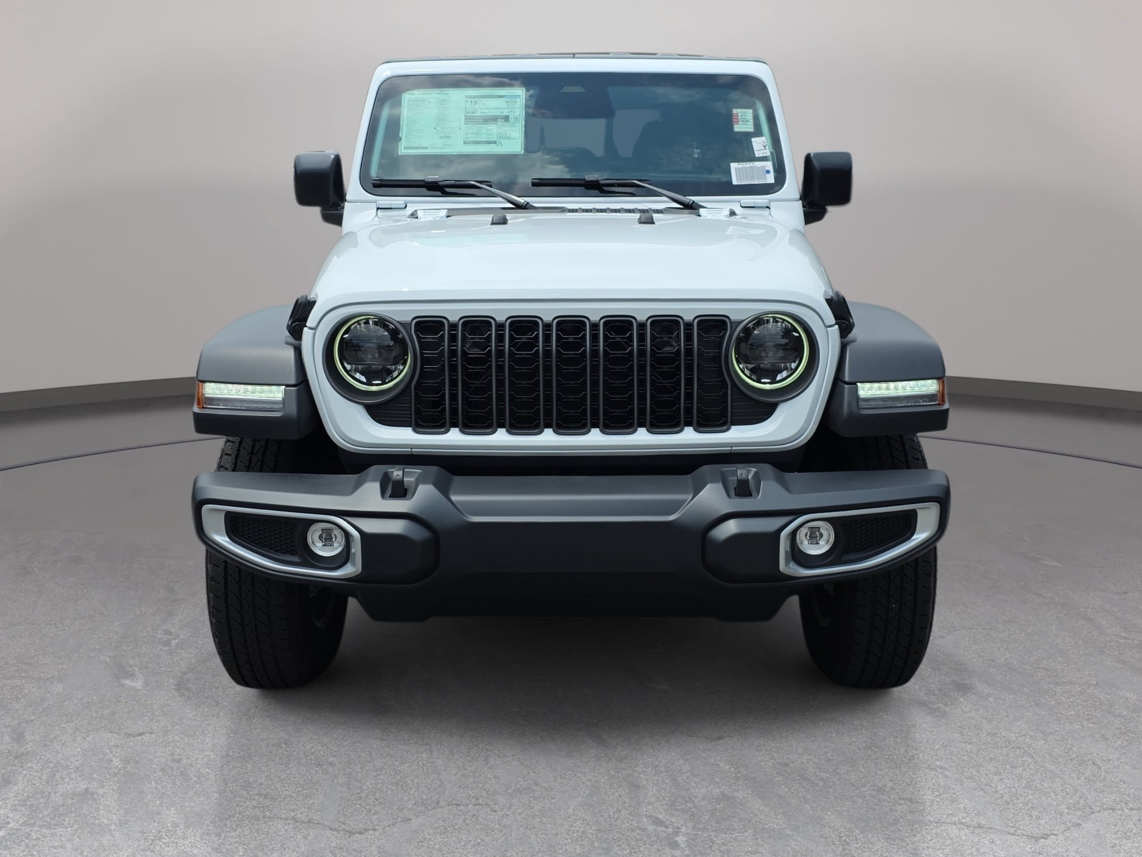 New 2026 Jeep Gladiator Sport AWD/4WD image 2