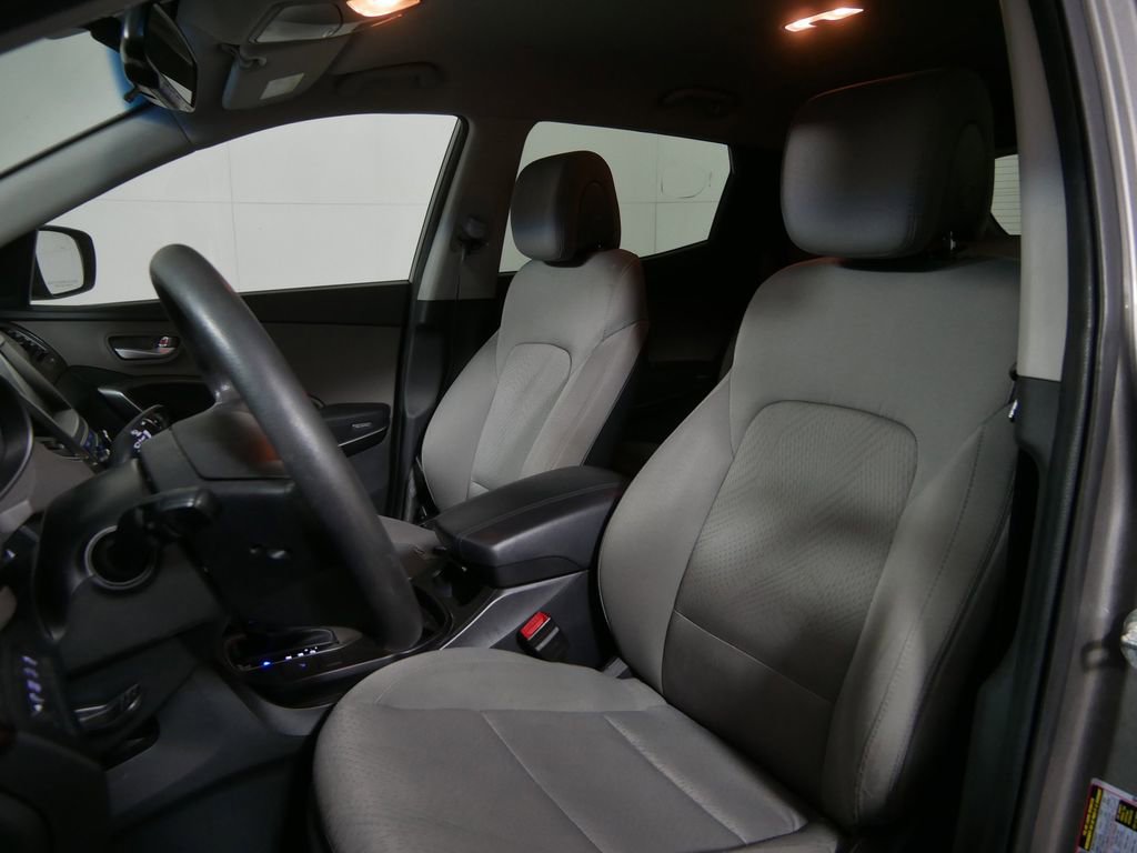 Used 2018 Hyundai Santa Fe Sport w/ 2.4L Value Package 02 AWD/4WD image 11