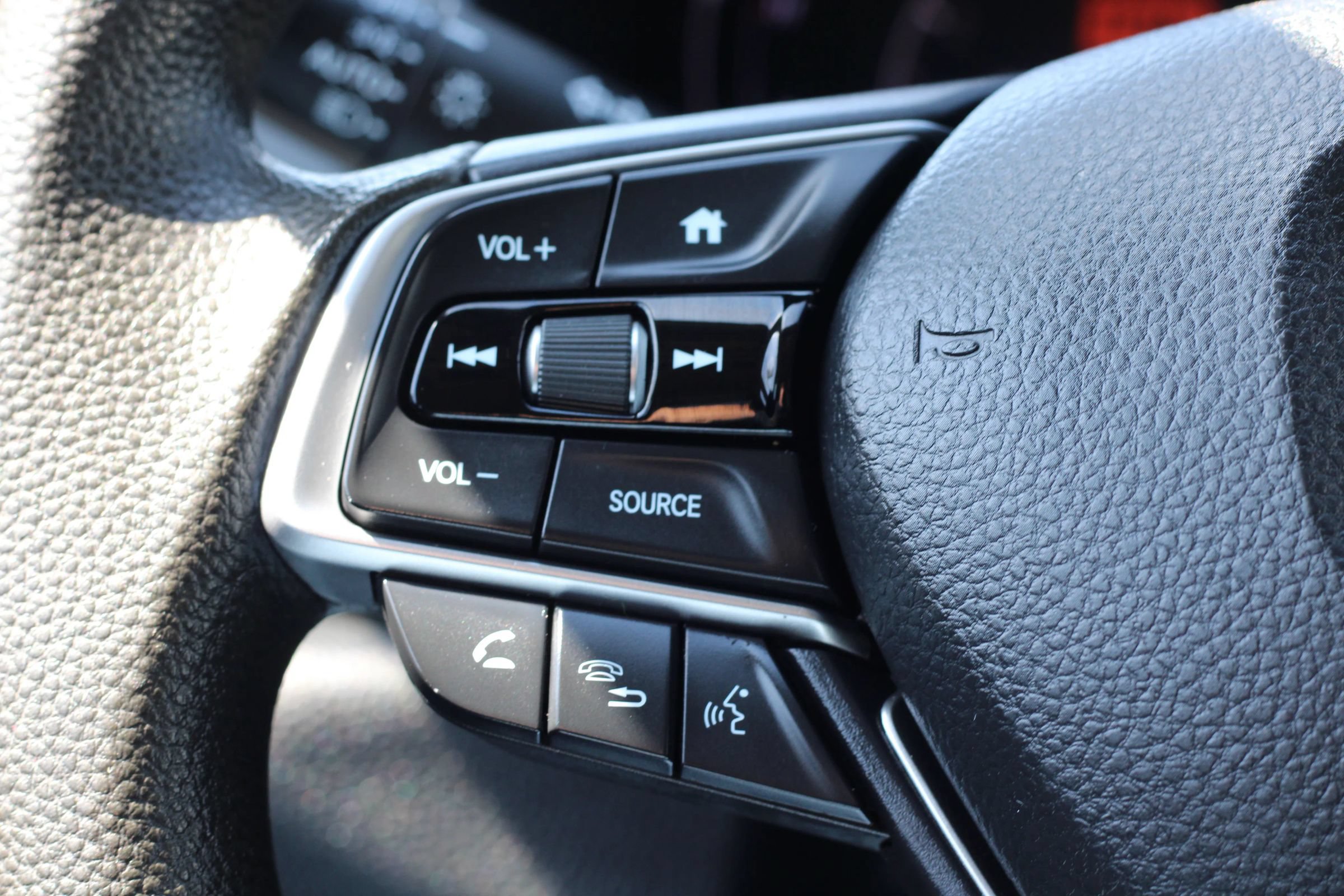 Used 2018 Honda Accord LX image 16