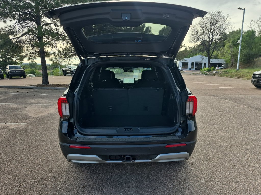 New 2026 Ford Explorer Platinum w/ LUX Leather Package AWD/4WD image 21