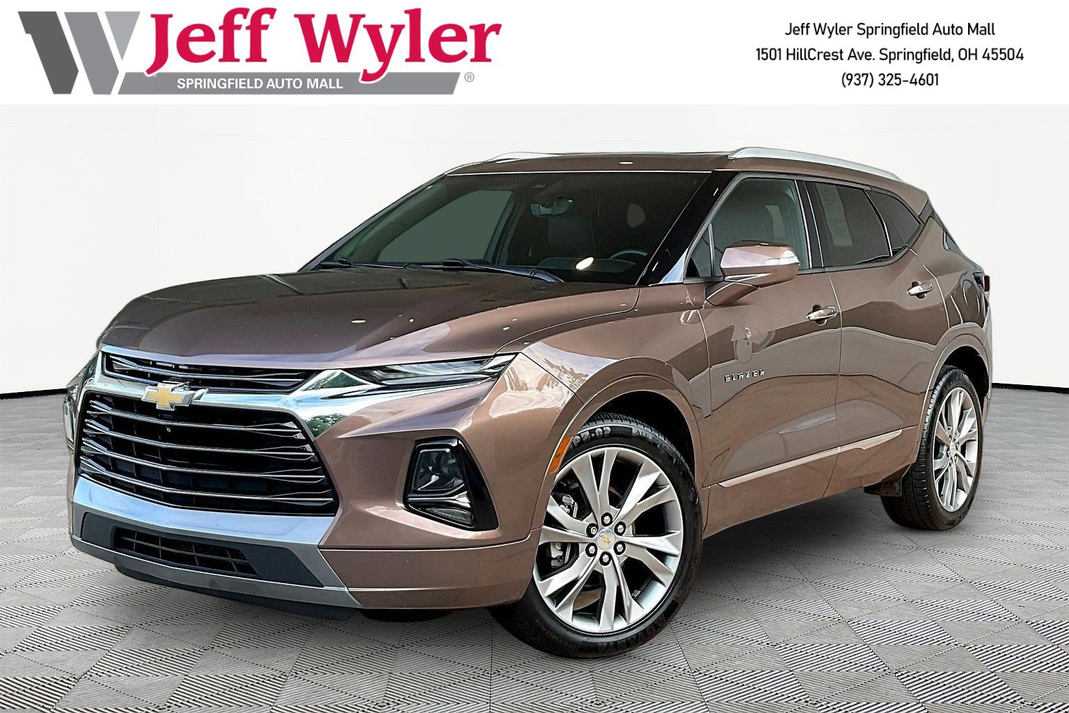 Used 2019 Chevrolet Blazer Premier w/ Sun and Wheels Package FWD image 1