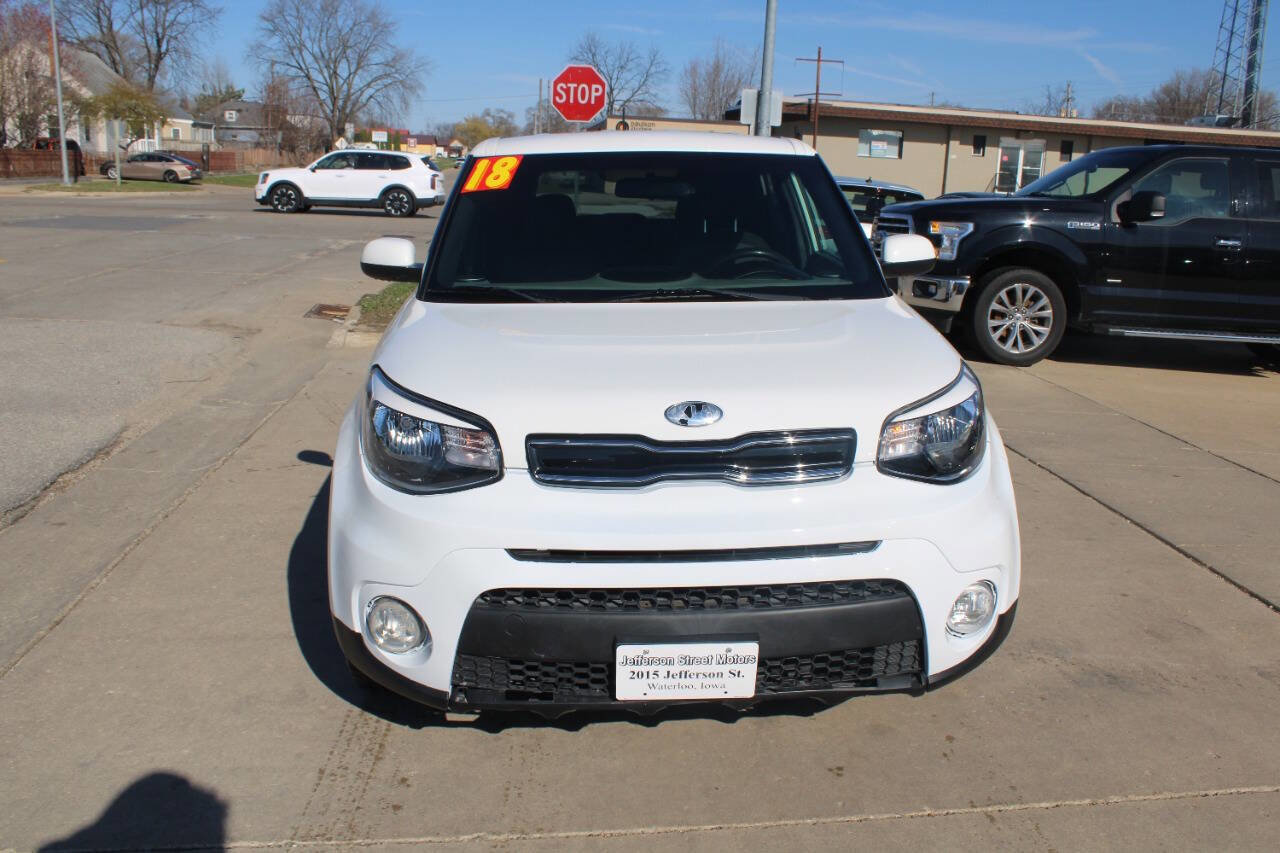 Used 2018 Kia Soul + image 3