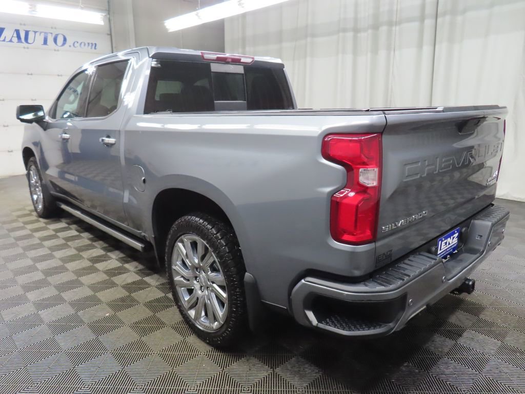 Used 2019 Chevrolet Silverado 1500 High Country w/ High Country Premium Package AWD/4WD image 6