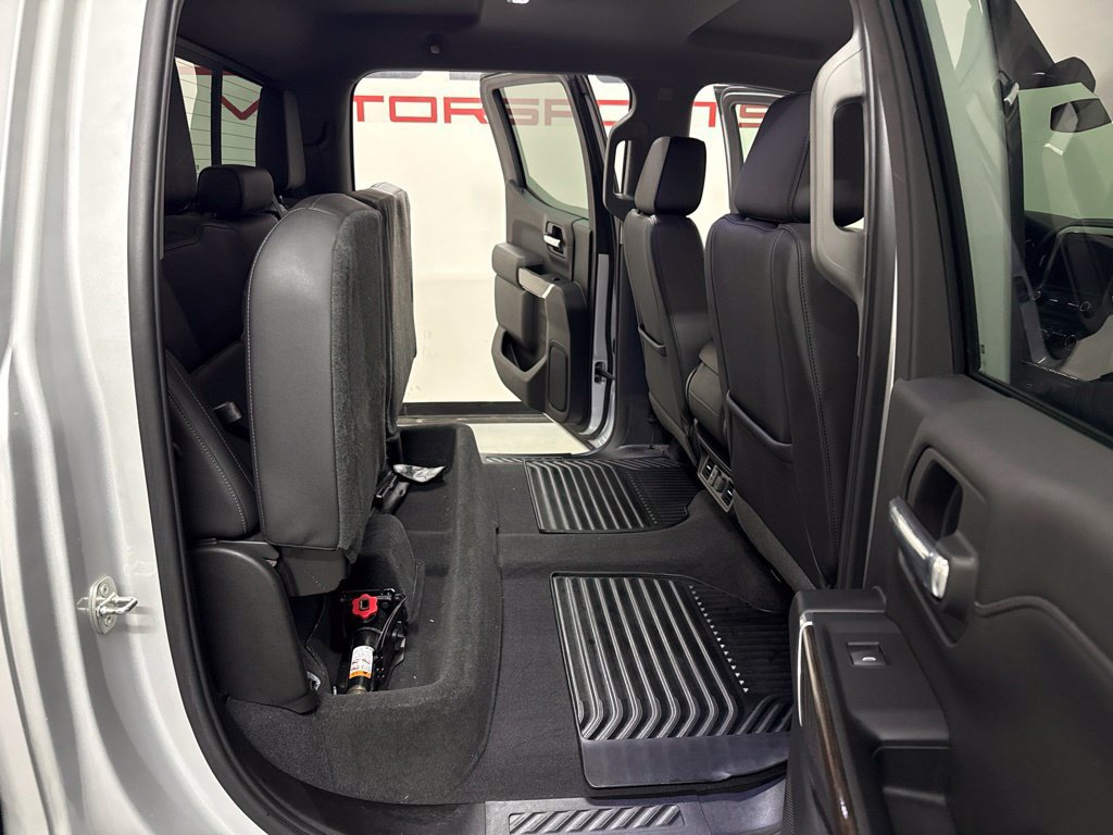 Used 2019 Chevrolet Silverado 1500 LT w/ Texas Edition RWD image 39