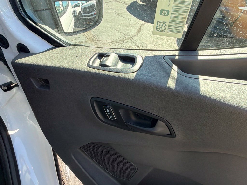 New 2027 Ford Transit 250 148 Medium Roof w/ Load Area Protection Package RWD image 25