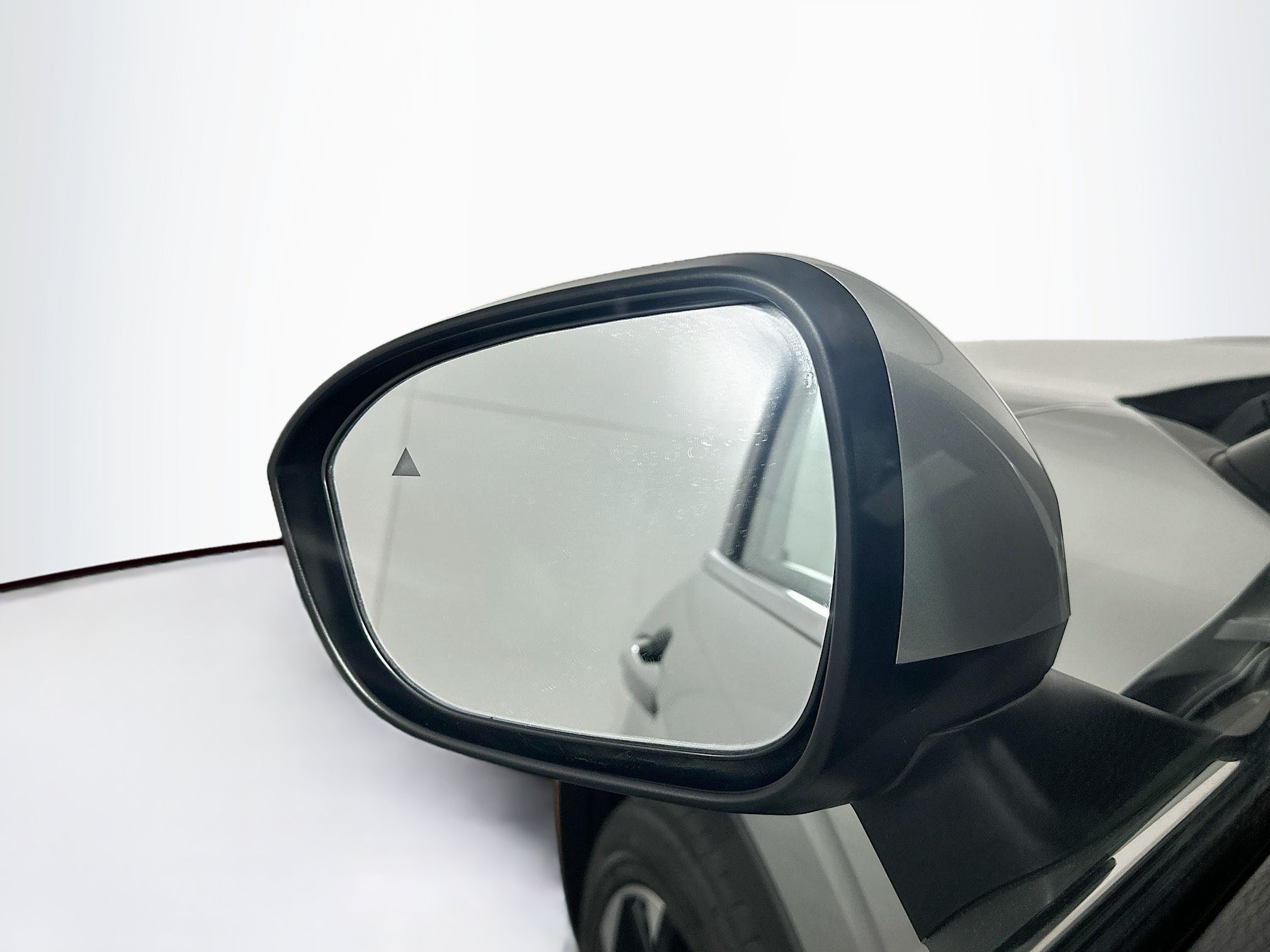Used 2024 Mitsubishi Outlander SE AWD/4WD image 16