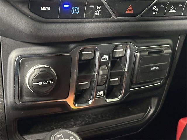 Used 2024 Jeep Wrangler High Altitude image 30