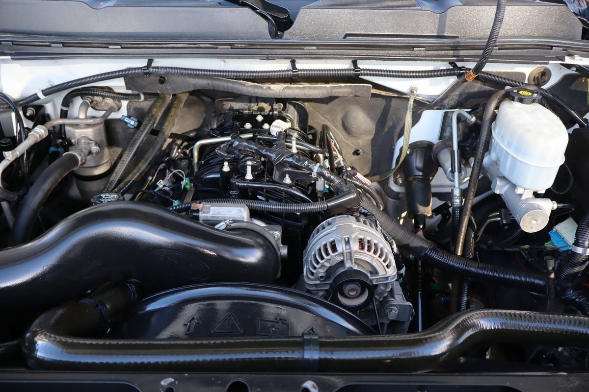 Used 2010 Chevrolet Silverado 2500 LTZ w/ Suspension Package, Off-Road image 38