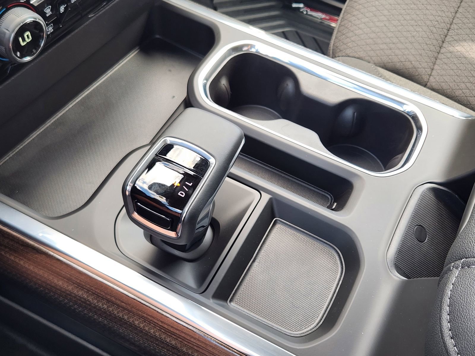 New 2026 Chevrolet Silverado 1500 LT w/ Texas Edition Plus AWD/4WD image 19