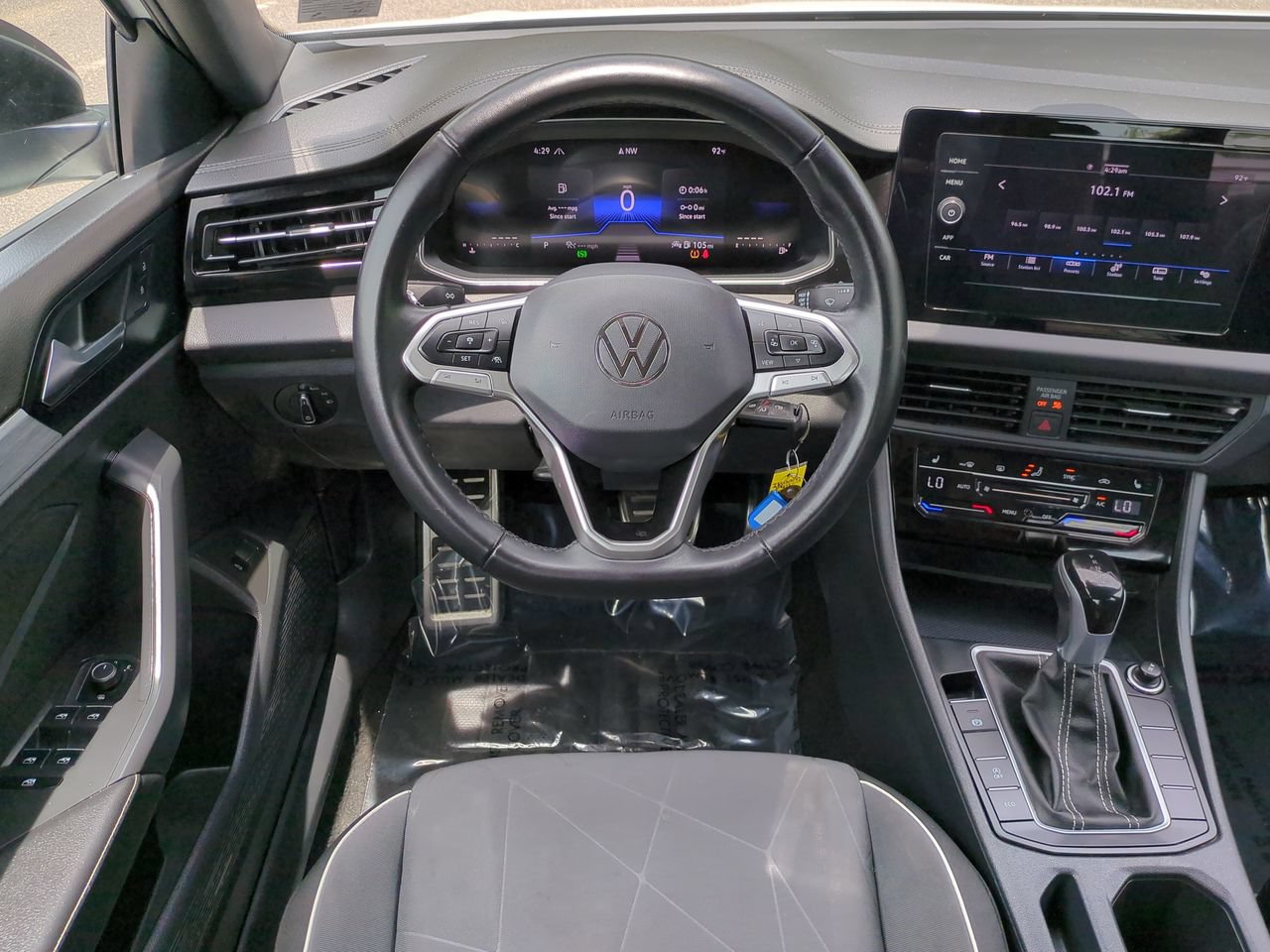 Used 2025 Volkswagen Jetta Sport FWD image 15