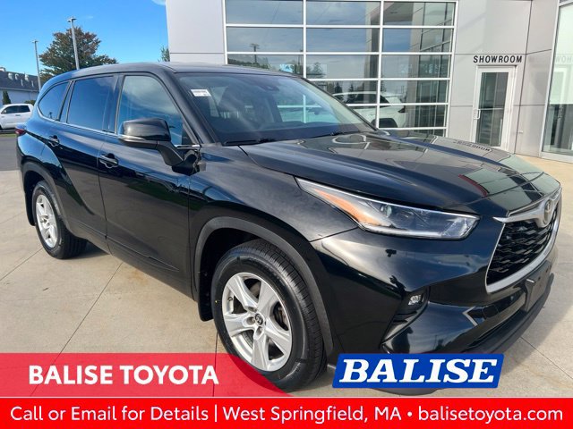 Used 2021 Toyota Highlander LE