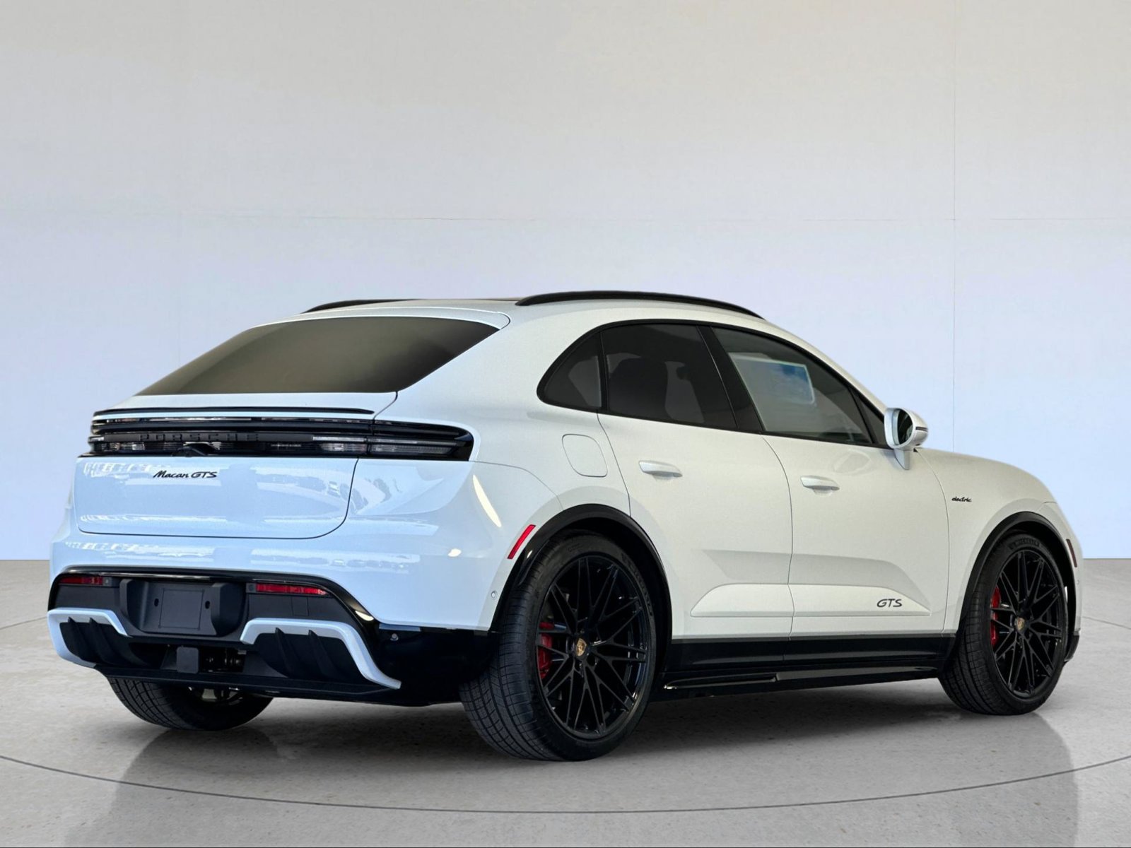 New 2026 Porsche Macan GTS Electric AWD/4WD image 8