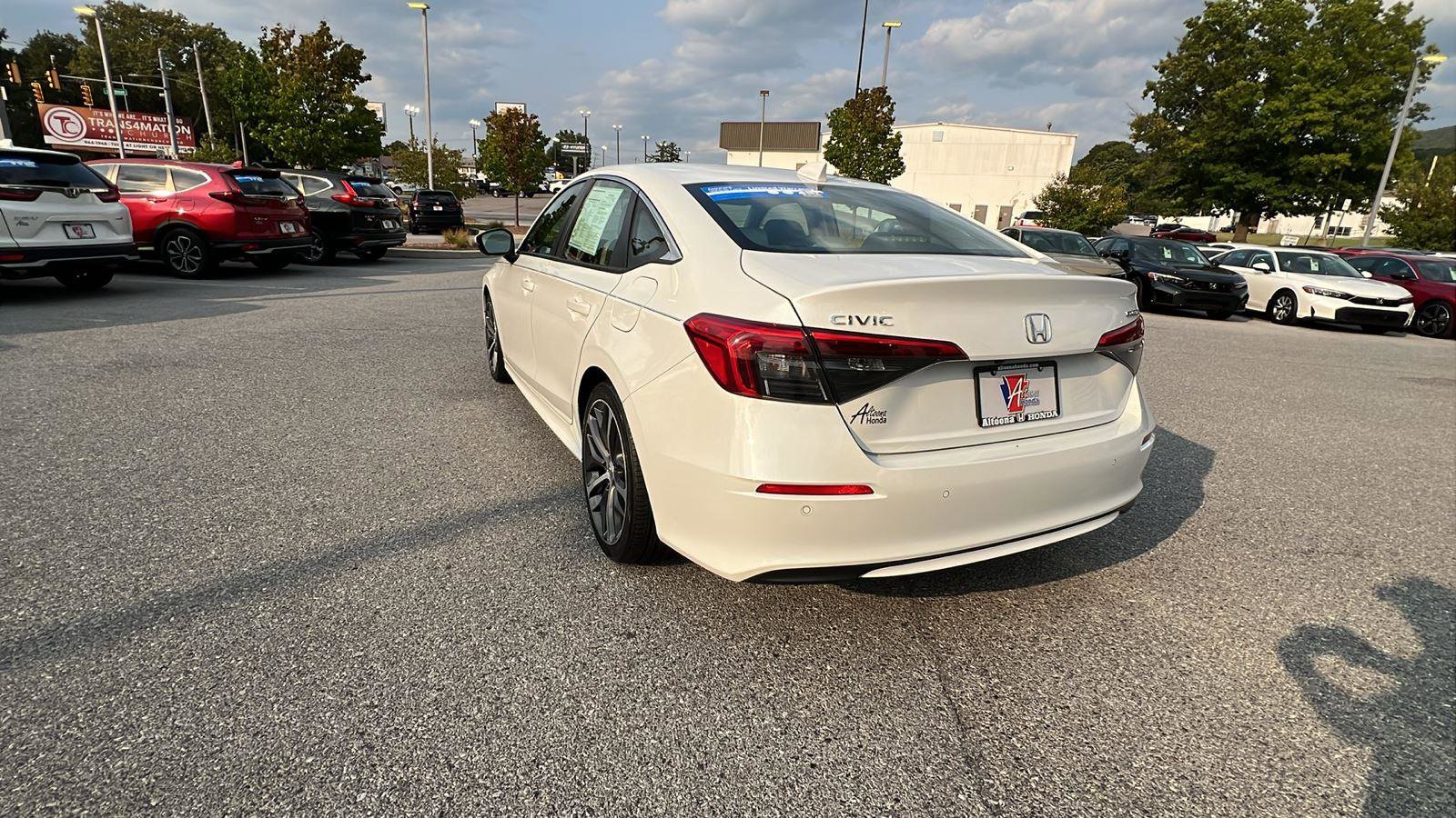 Used 2022 Honda Civic Touring image 6