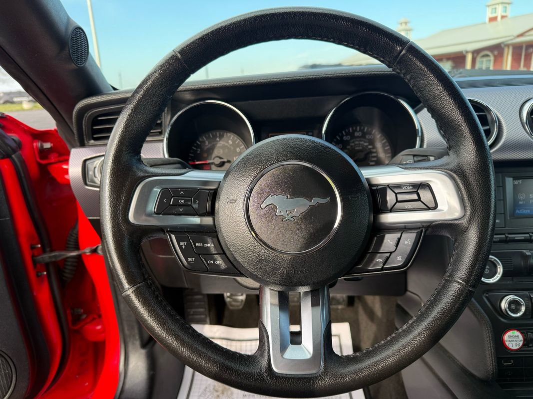 Used 2015 Ford Mustang GT image 9