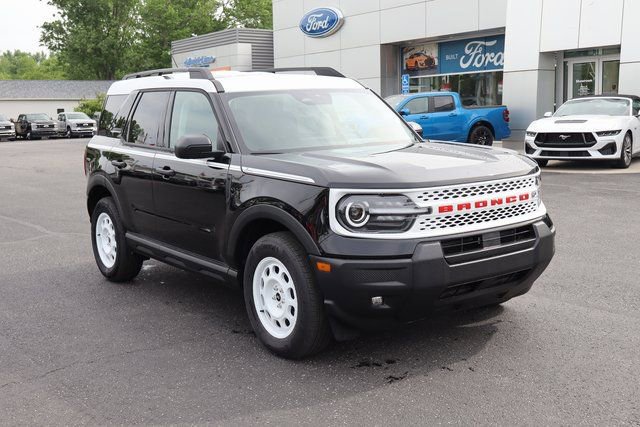 New 2025 Ford Bronco Sport Heritage w/ Convenience Package image 2