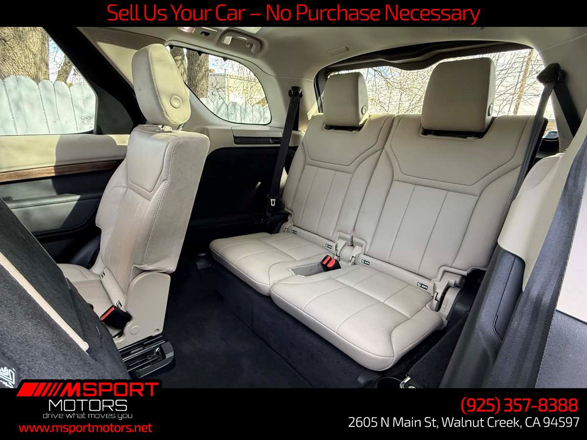 Used 2018 Land Rover Discovery HSE AWD/4WD image 9