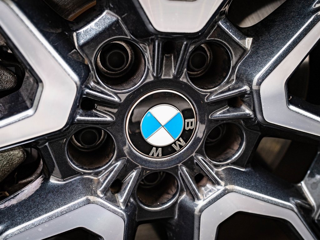 Used 2024 BMW X1 xDrive28i w/ Premium Package image 8