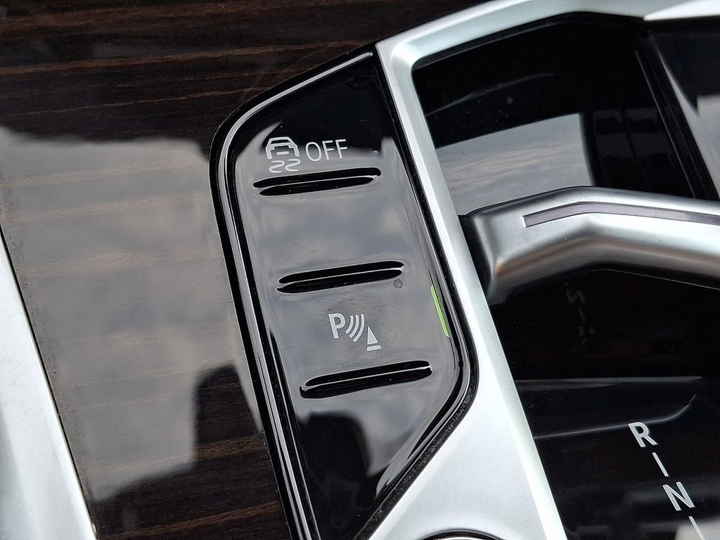 Certified 2024 BMW X6 xDrive40i AWD/4WD image 19