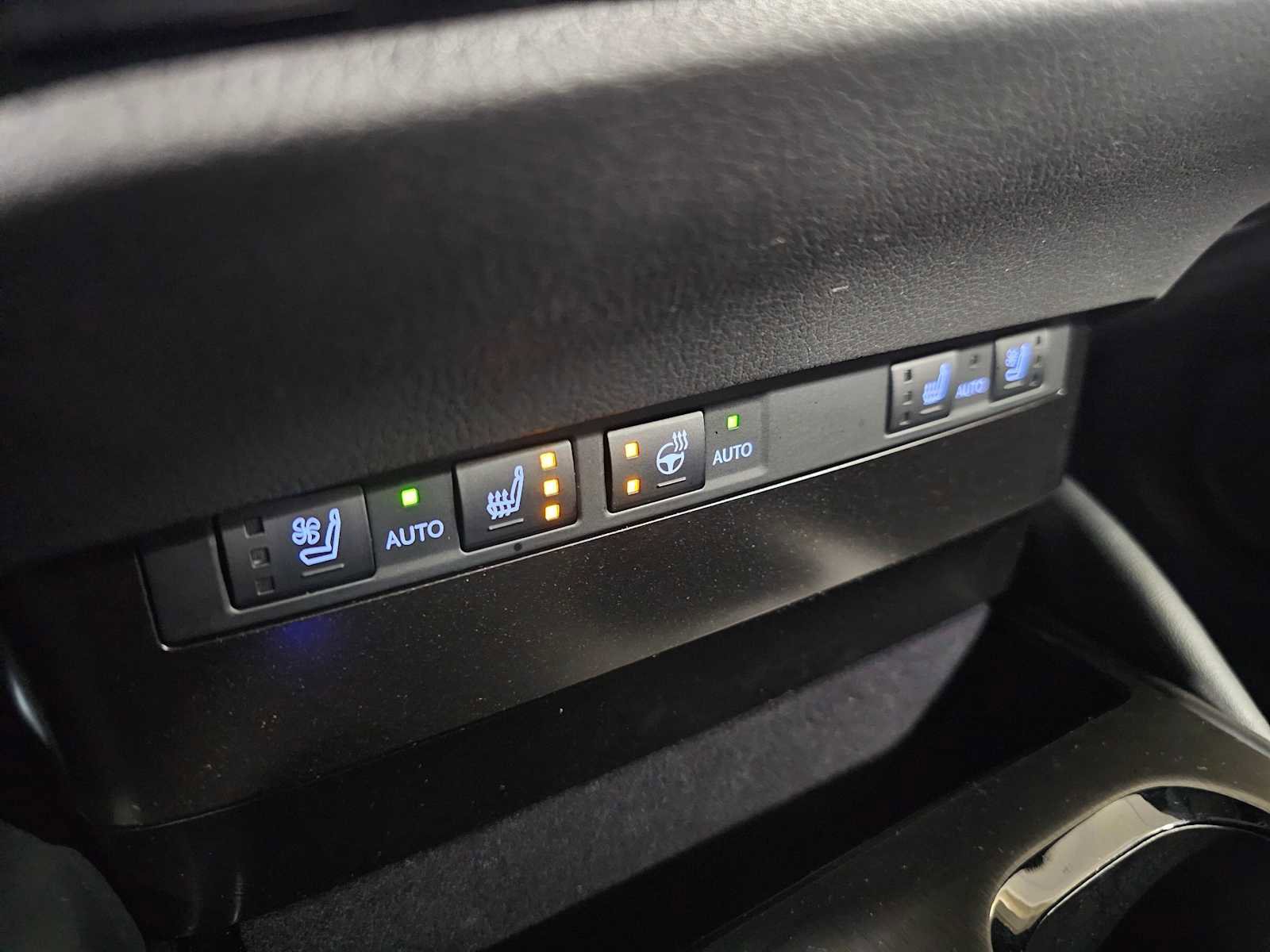 Used 2023 Lexus ES 250 w/ Premium Package image 27