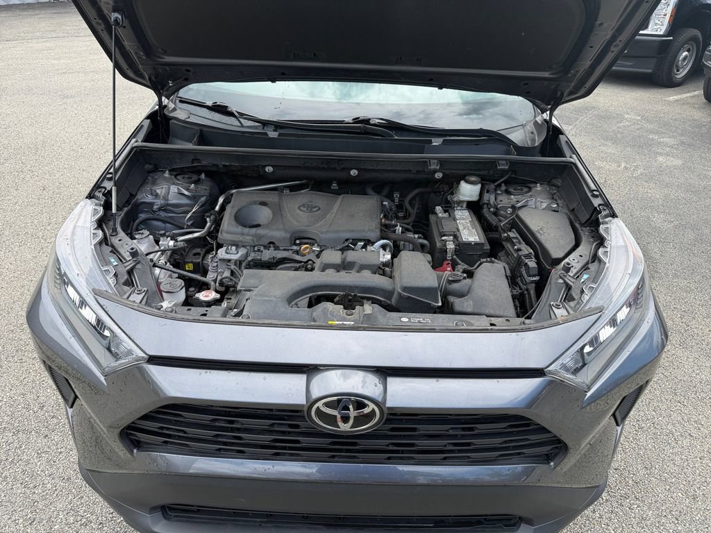 Used 2022 Toyota RAV4 LE FWD image 26