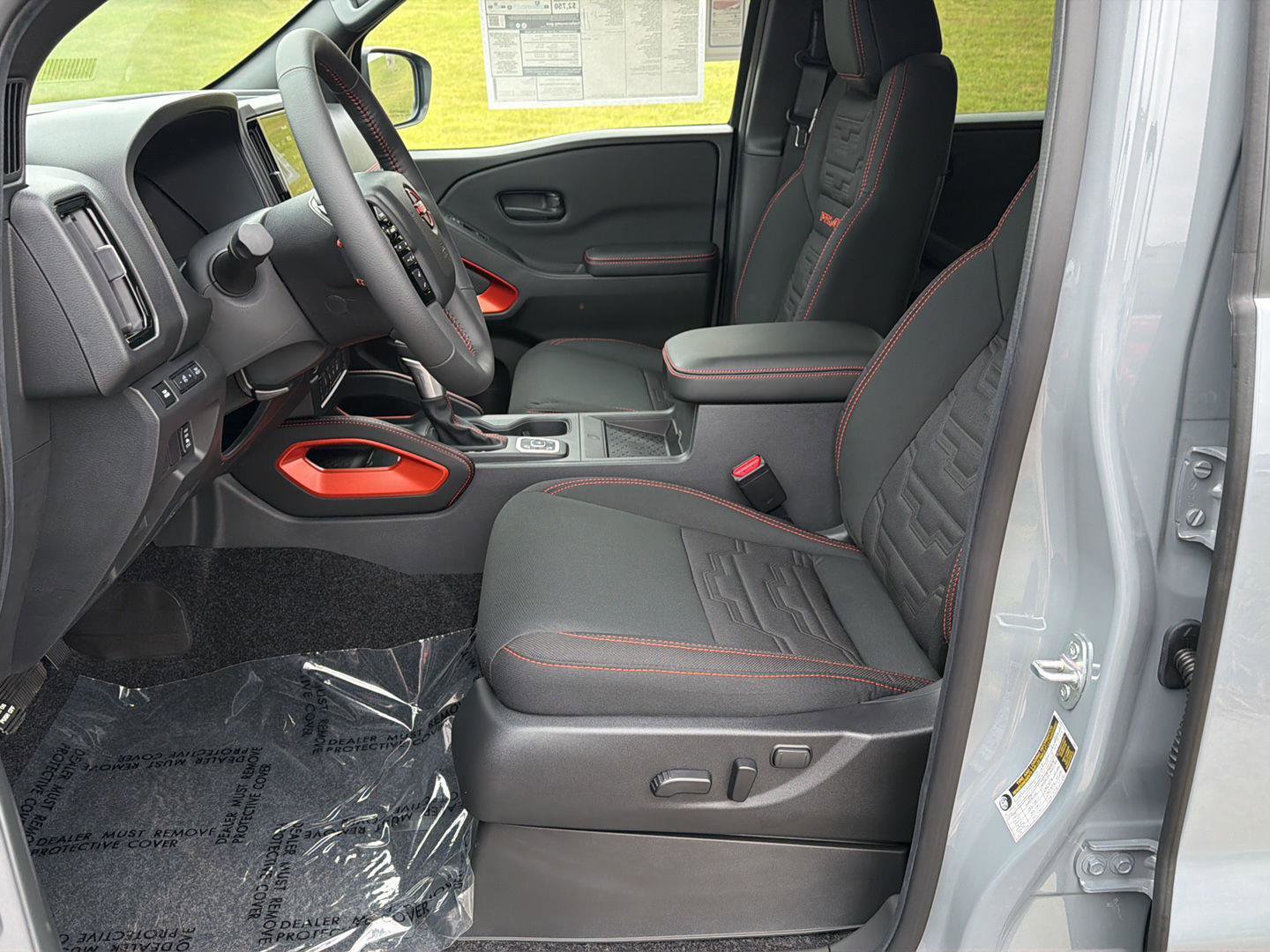 New 2026 Nissan Frontier PRO-4X w/ Pro-4x Convenience Package AWD/4WD image 10