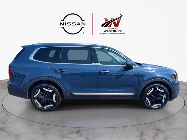 Used 2025 Kia Telluride S AWD/4WD image 5