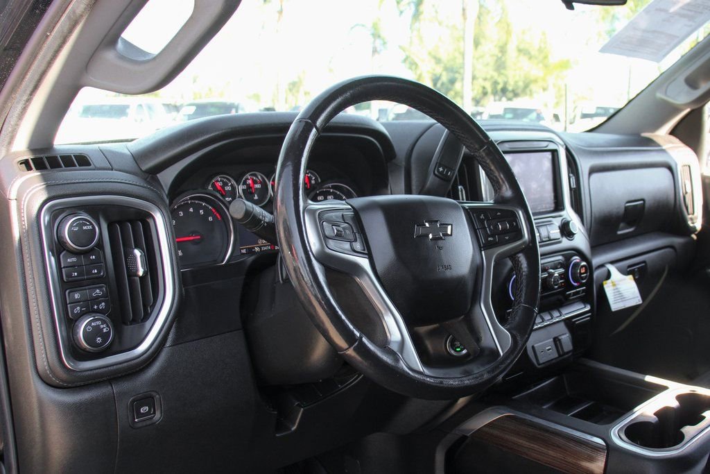 Used 2021 Chevrolet Silverado 1500 LT Trail Boss w/ Bed Protection Package AWD/4WD image 18